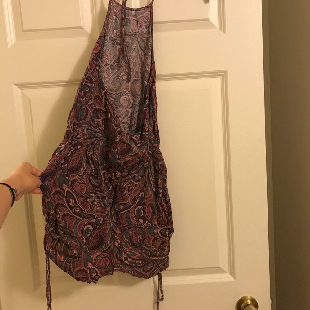 Backless Romper - Picture 2 of 2